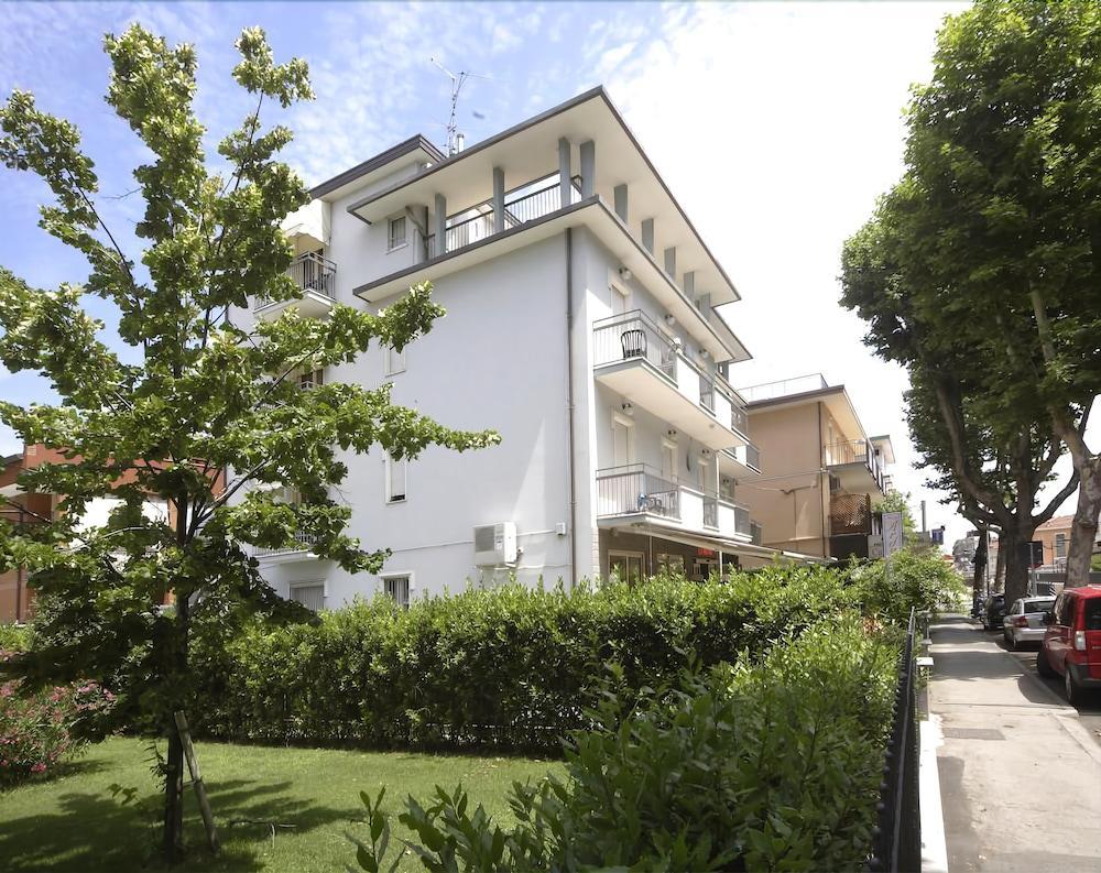 Hotel Ardesia Rimini Exterior photo